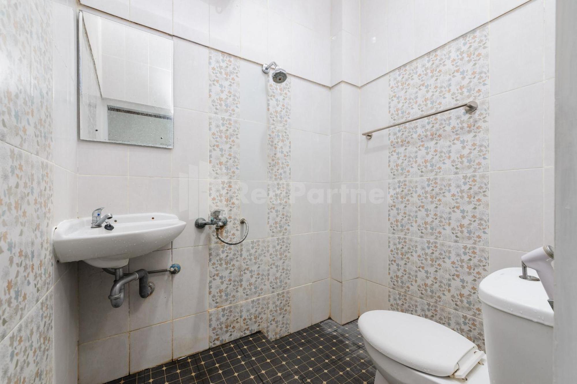 Ian Hotel Jaksa Mitra Reddoorz Jakarta Exterior foto